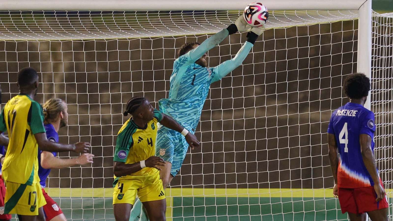 利顽强的反 利顽强的反